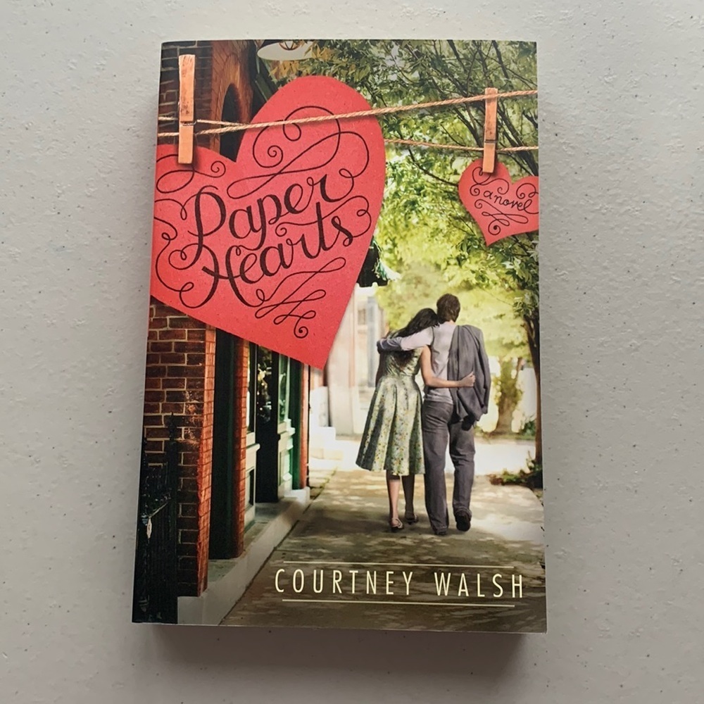 ✨2 for $15✨ Paper Hearts Book A Novel Written By Courtney Walsh
